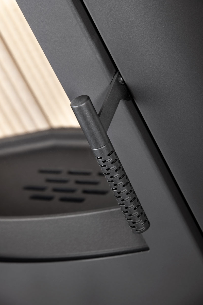 Piec kominkowy Romotop Navia T metal – detal